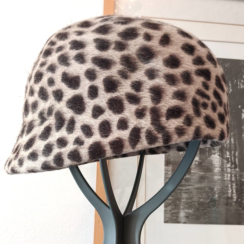 hat M leopard print MUHLBAUER 2oz felted wool MOD